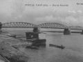 Le pont de Fleurville sur la Saône et le bateau lavoir